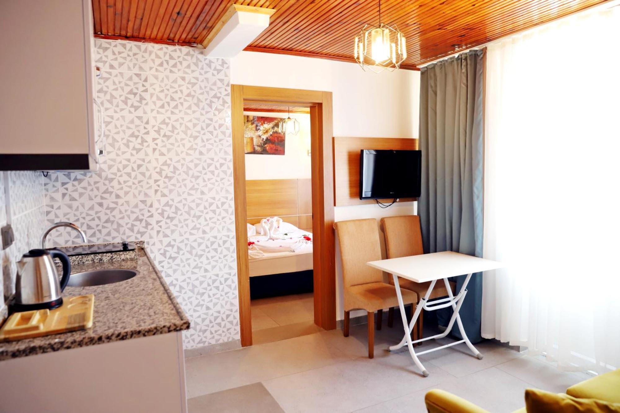 Akin Apart And Hotel Antalya Exterior photo